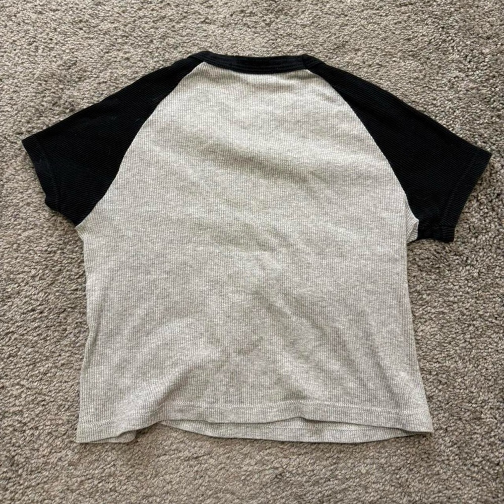 Brandy Melville Black and Gray Short Sleeve Tee - Picture 2 of 2